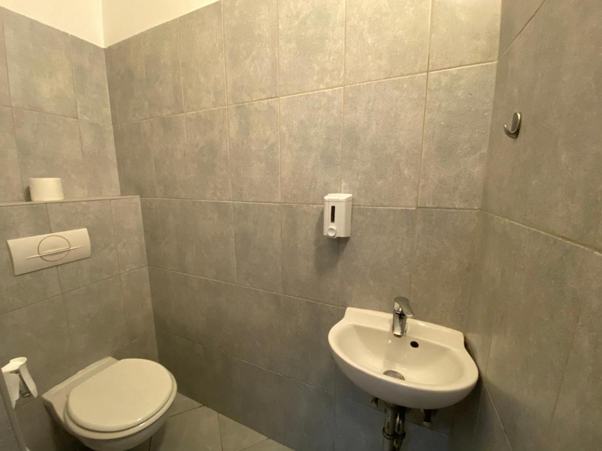 Gozsdu Apartment - Eszterhaz Boedapest Buitenkant foto